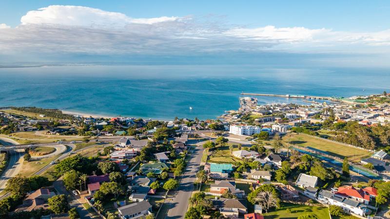 3 Bedroom Property for Sale in Mossel Bay Central Western Cape